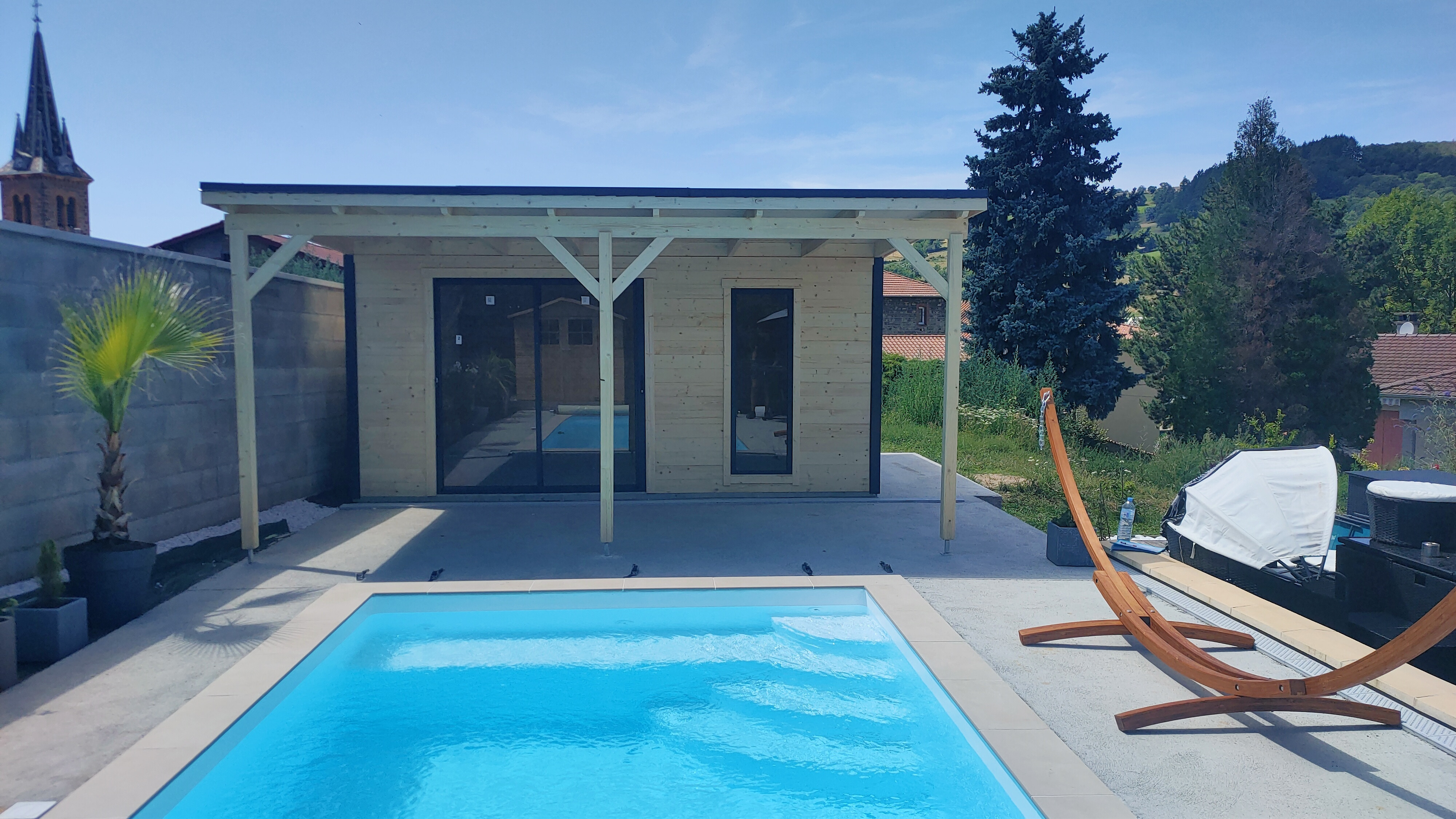 Pool house Vinéo 3 + Terrasse Ep 28mm - 14.50m2 intérieur